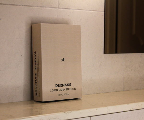 Hudplejesæt til mænd mod rynker og træt hud – anti-age pleje med få trin, vegansk og effektiv. Dermans Signature Renewal.